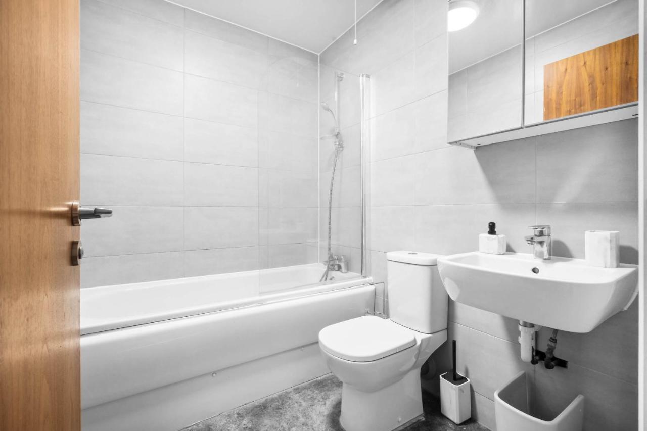 Luxury Stay With Scenic Views بريرلي هيل المظهر الخارجي الصورة